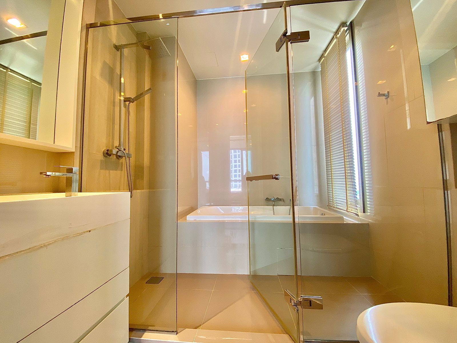 Cetus - 1 Bed, Floor 33 4