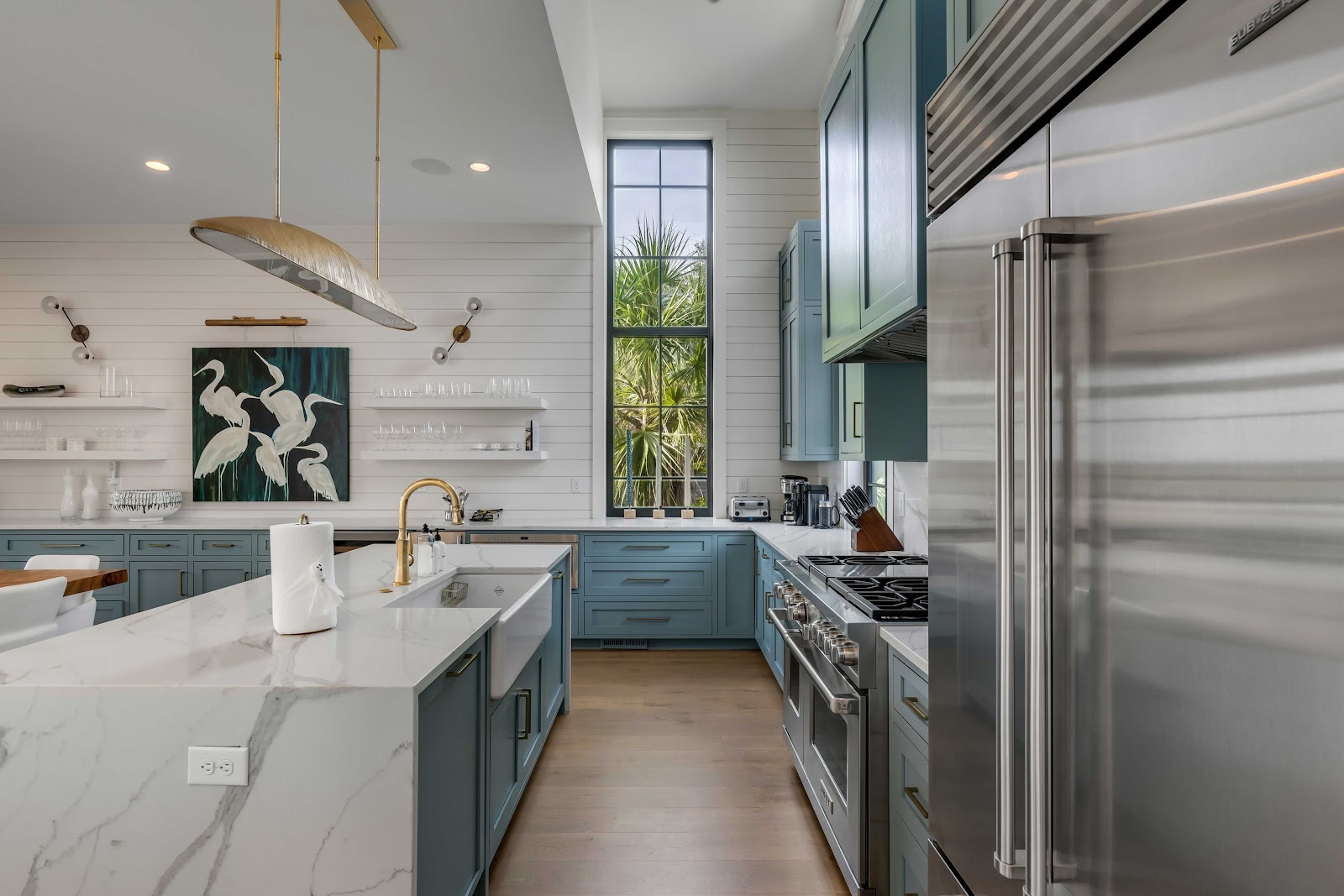 Johns Island, South Carolina, USA — 5-Bed Cabin With Fireplace 3