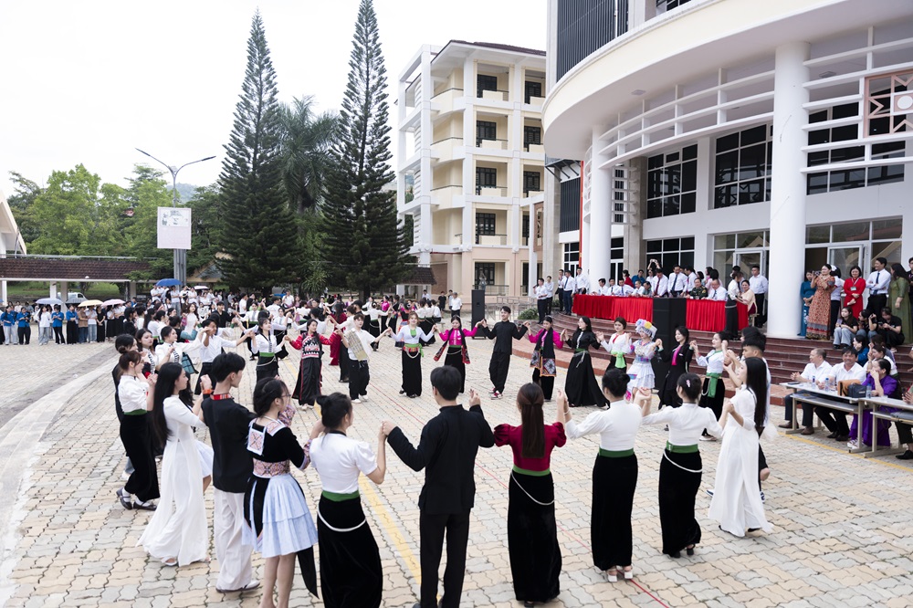 Tâm thế mới, khát vọng mới: Trường Đại học Tây Bắc long trọng tổ chức lễ Khai giảng năm học 2026-2027