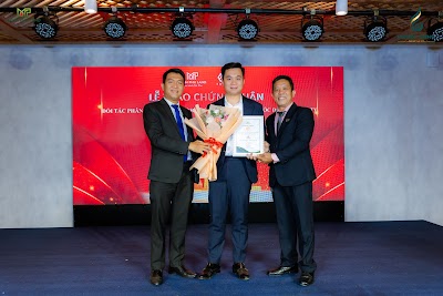 BinhPhoto-4827.jpg