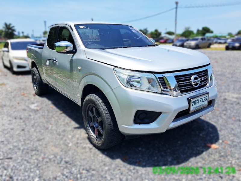 NISSAN NAVARA
