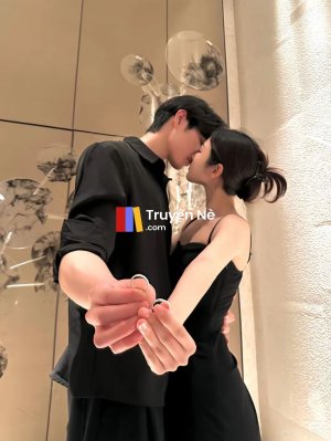 Bóng Đêm Của Một Hoắc Phu Nhân