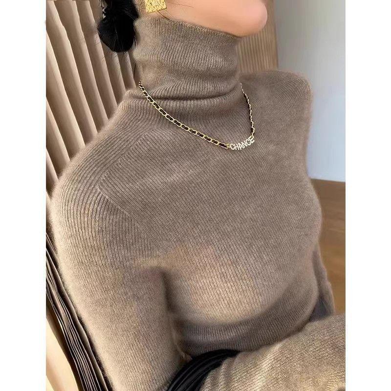 Slim-fit turtleneck sweater
