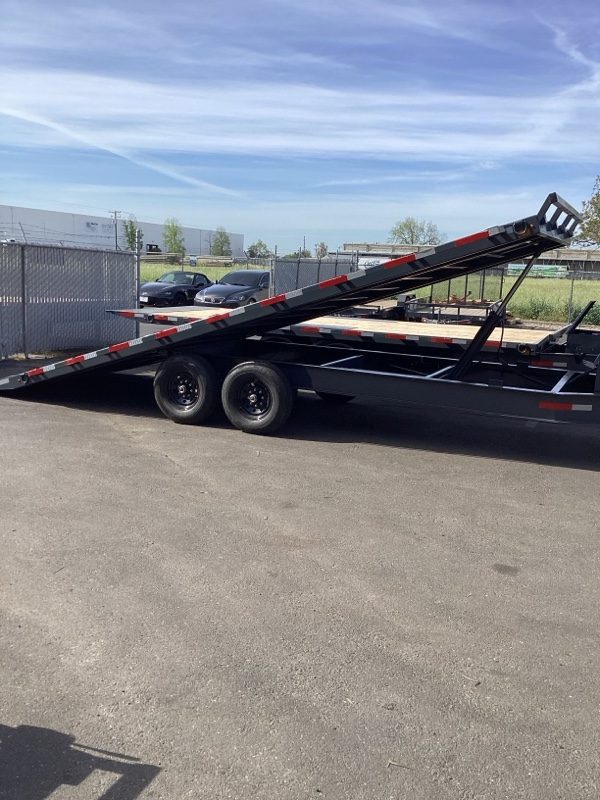 Black Hawk Deck over trailer 8'x20' 14K