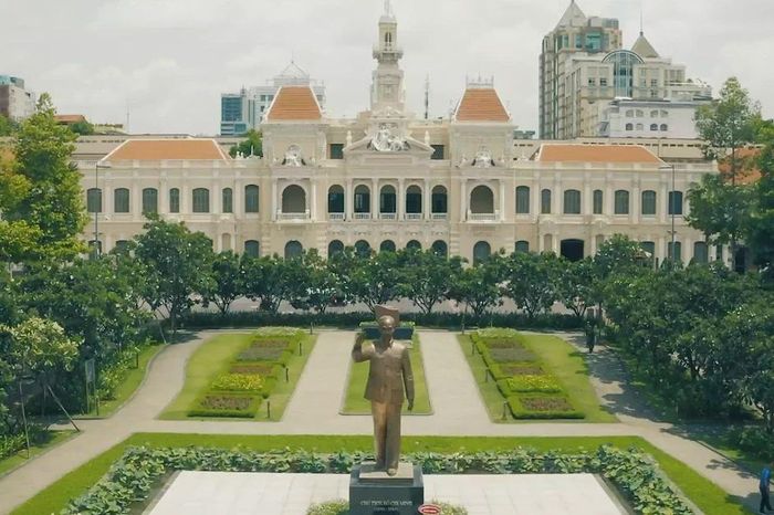 [Video] TP Hồ Chí Minh tặng 1 triệu đồng cho mỗi hộ khó khăn - Báo Nhân Dân