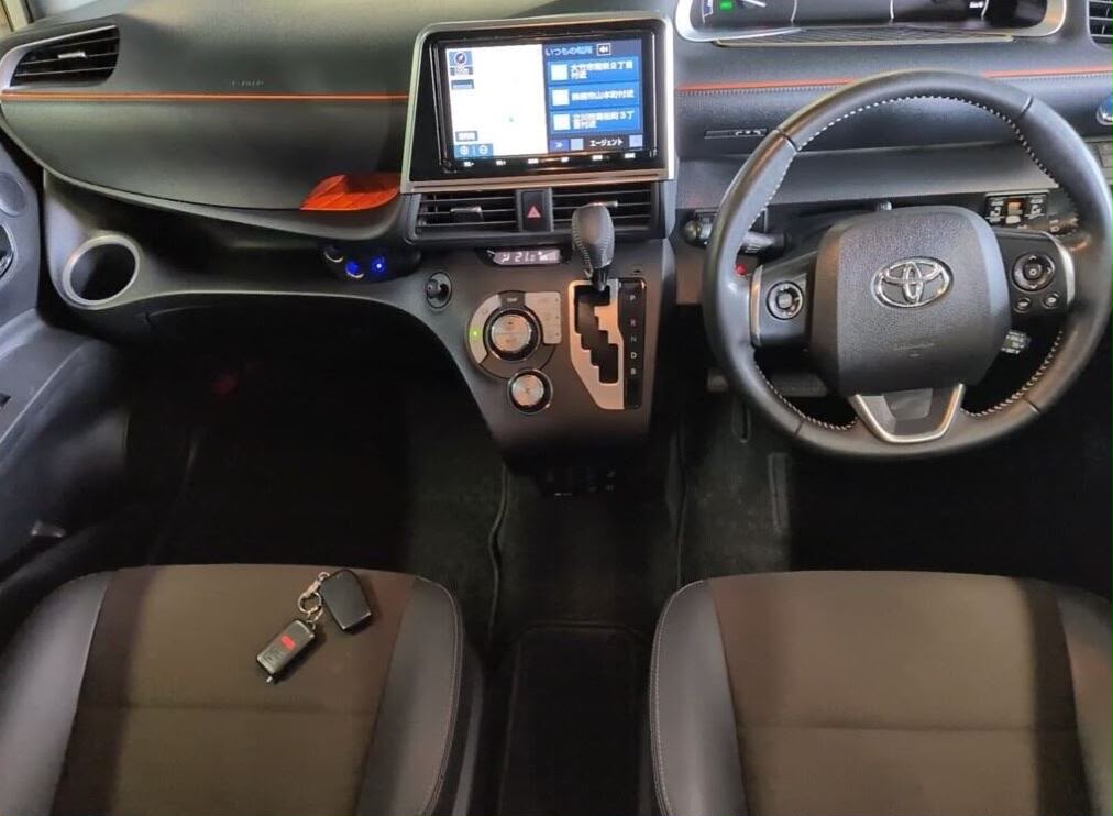Toyota Sienta