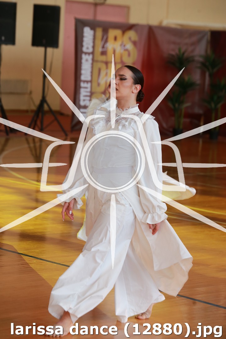 larissa dance (12880).jpg