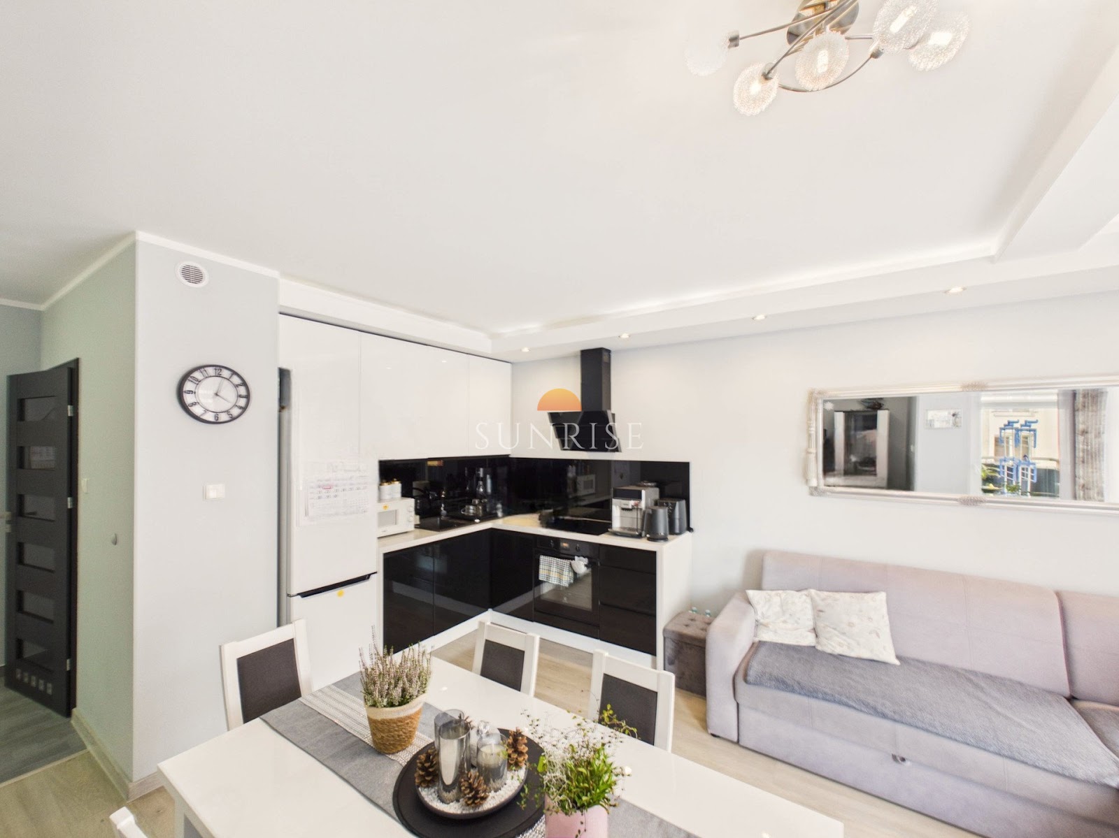 2 pokoje | 2. piętro | balkon | miejsce parkingowe | Spokojne osiedle — zdjęcie 3