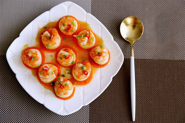 Đậu Hũ Trứng Hấp Tôm Sốt Dầu Hào