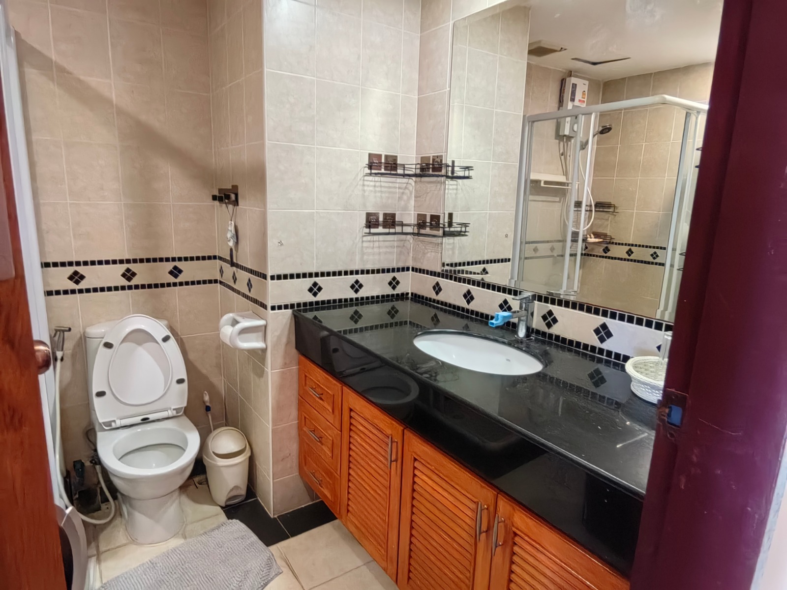 Seven Seas Cote d`Azur - 2 Bed, Floor 4 11