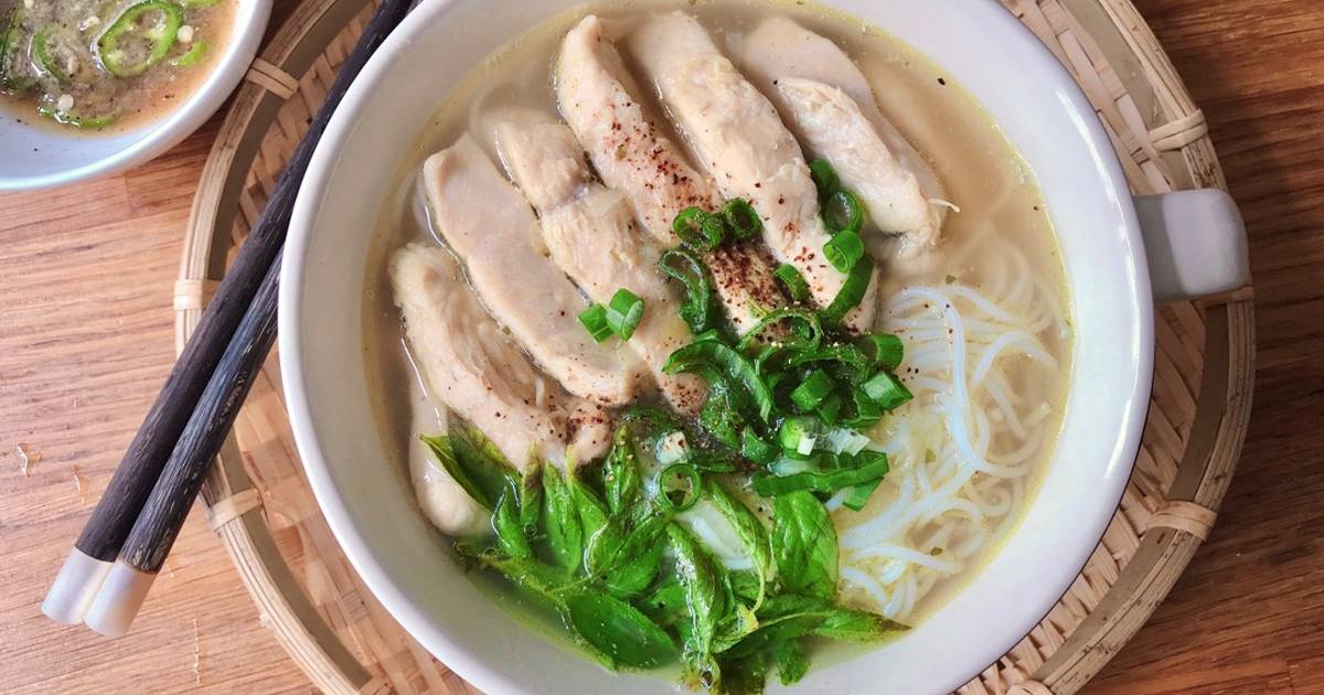 Bún Ức Gà Lá É (Lá Quế Trắng)