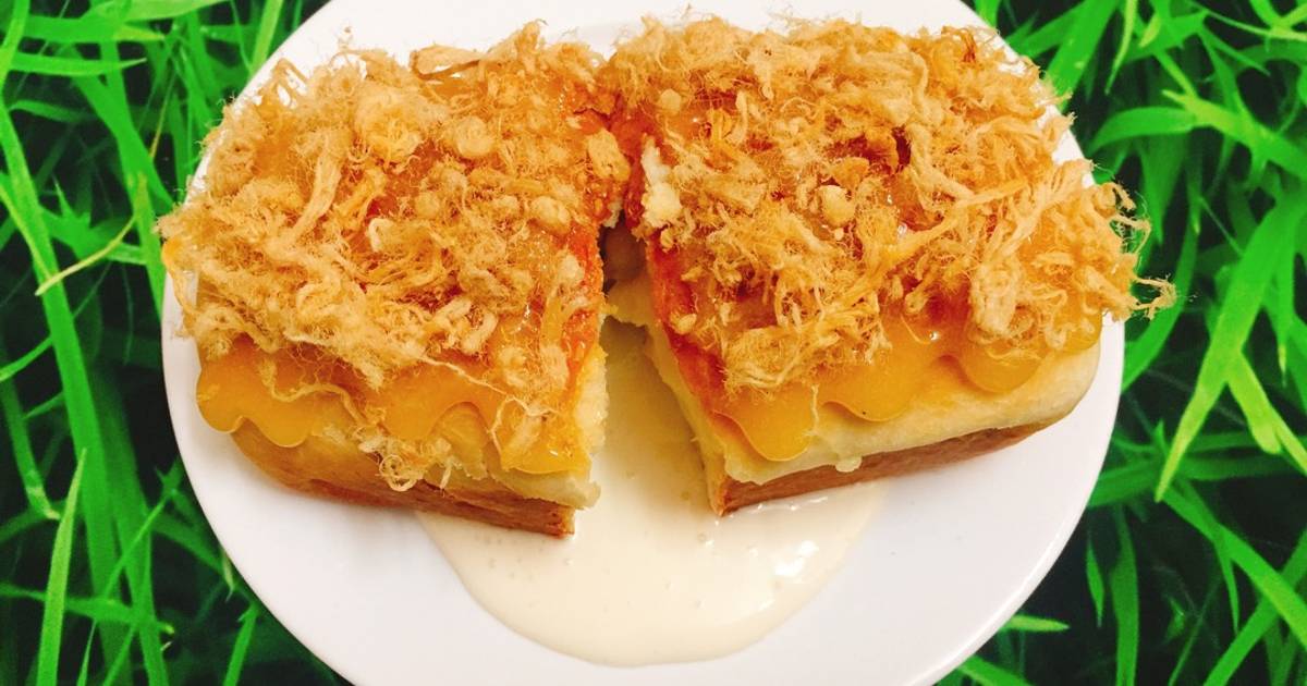 Làm bánh mì phô mai chảy sốt chà bông