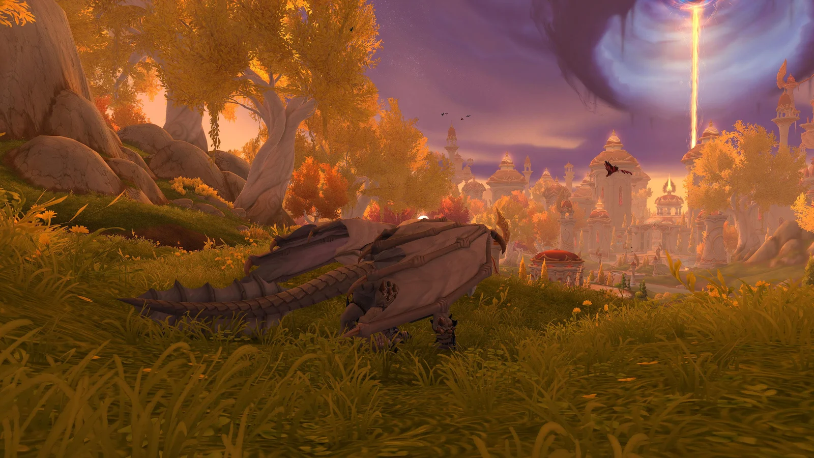 Dragon Overlooking Silvermoon City - Video Game Screenshot 4K Wallpaper (3840x2160)