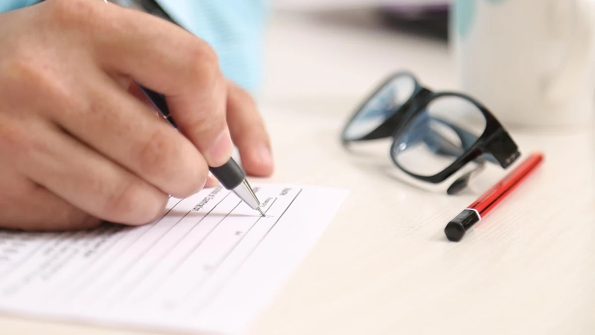 부동산과 ETF 투자 병행 시 세금 부담 최소화하는 법