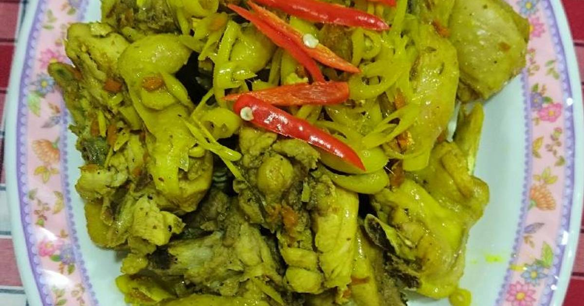 Gà ta kho sả nghệ