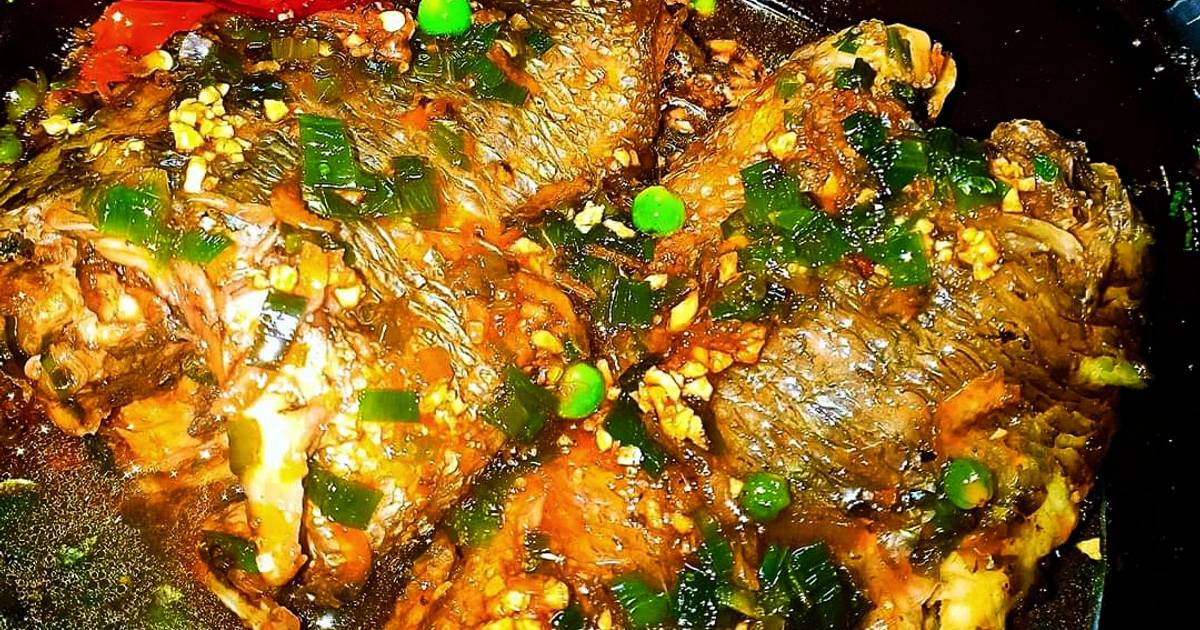 Cá rô kho thố-kho tộ