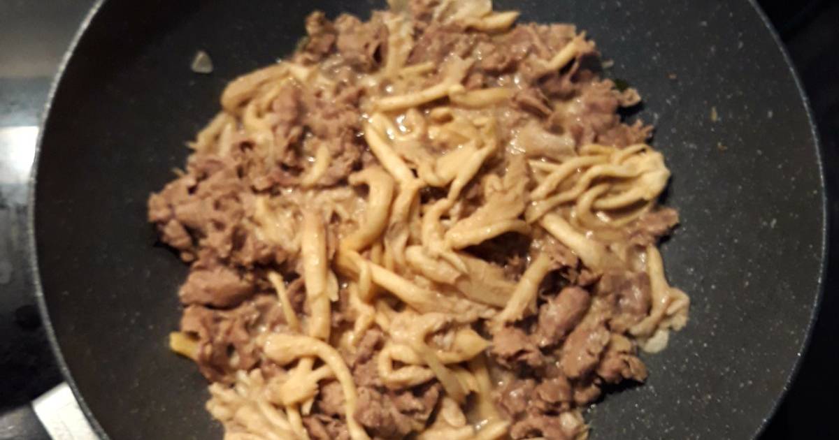 Thịt bò xào nấm tuyết