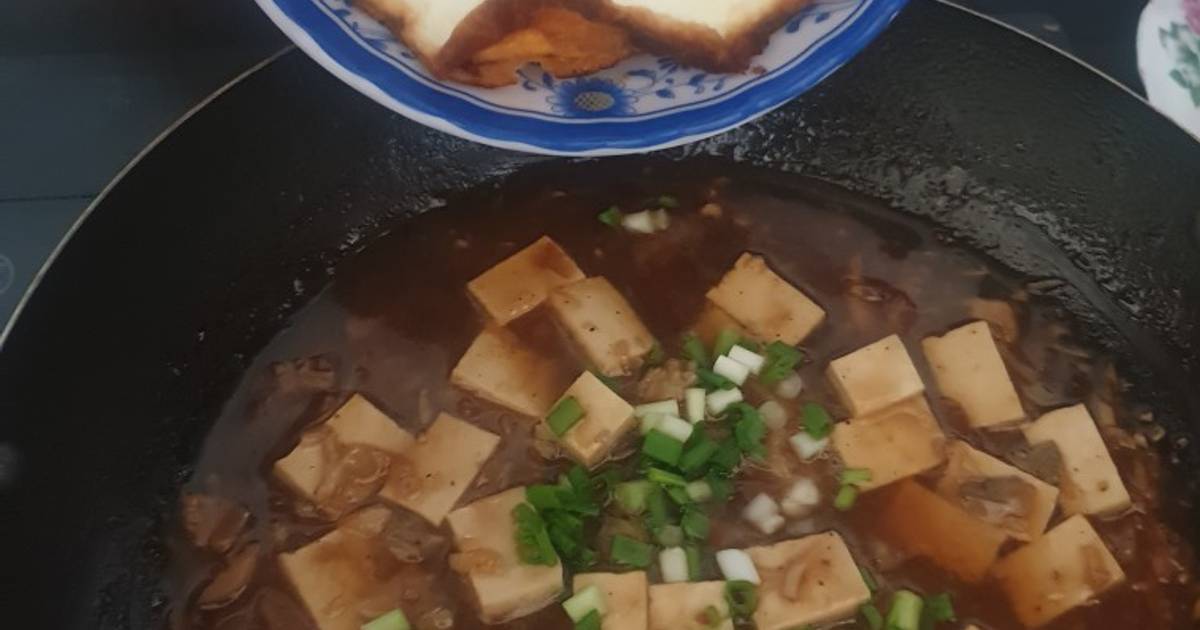 Tàu hủ tứ xuyên chay cùng trứng bọt biển
