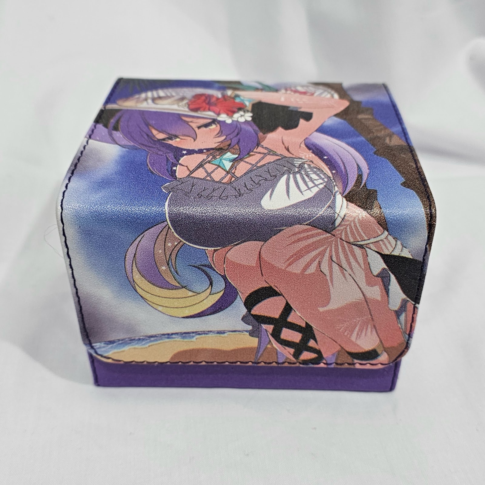 Moona Hoshinova TCG Deckbox by Kai/カイ