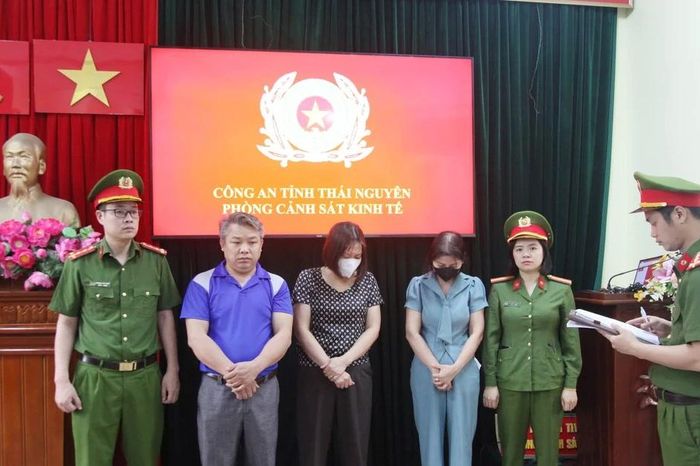 Khởi tố vụ hối lộ trong việc cung cấp suất ăn, thực phẩm vào trường học - Báo Tri thức &amp; Cuộc sống