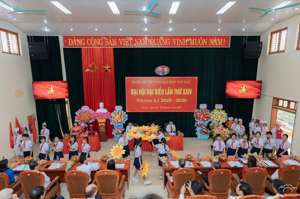 Đảng bộ Trường Đại học Tây Bắc tổ chức thành công Đại hội Đại biểu Đảng bộ Trường Đại học Tây Bắc lần thứ XXIV, nhiệm kỳ 2025 - 2030