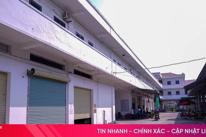 Được đầu tư khang trang, nhiều chợ dân sinh vẫn đìu hiu - Báo Hà Tĩnh