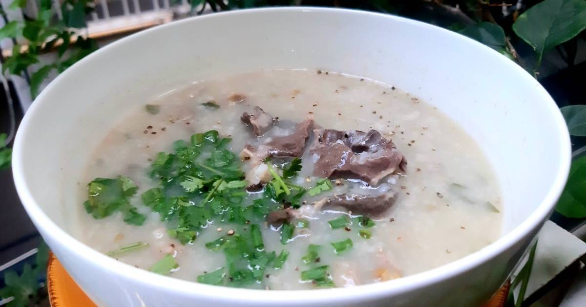 Cháo sườn đậu xanh tim heo