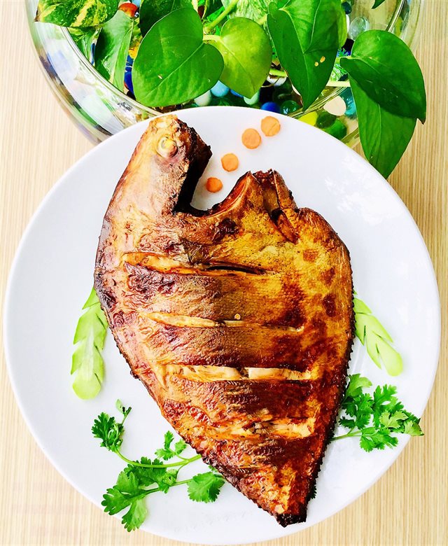 Cá Chim Nướng Sa Tế