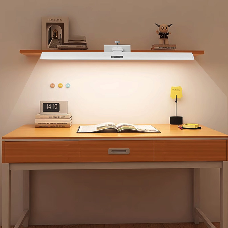 Klemmbare Schreibtischlampe mit Augenschutz