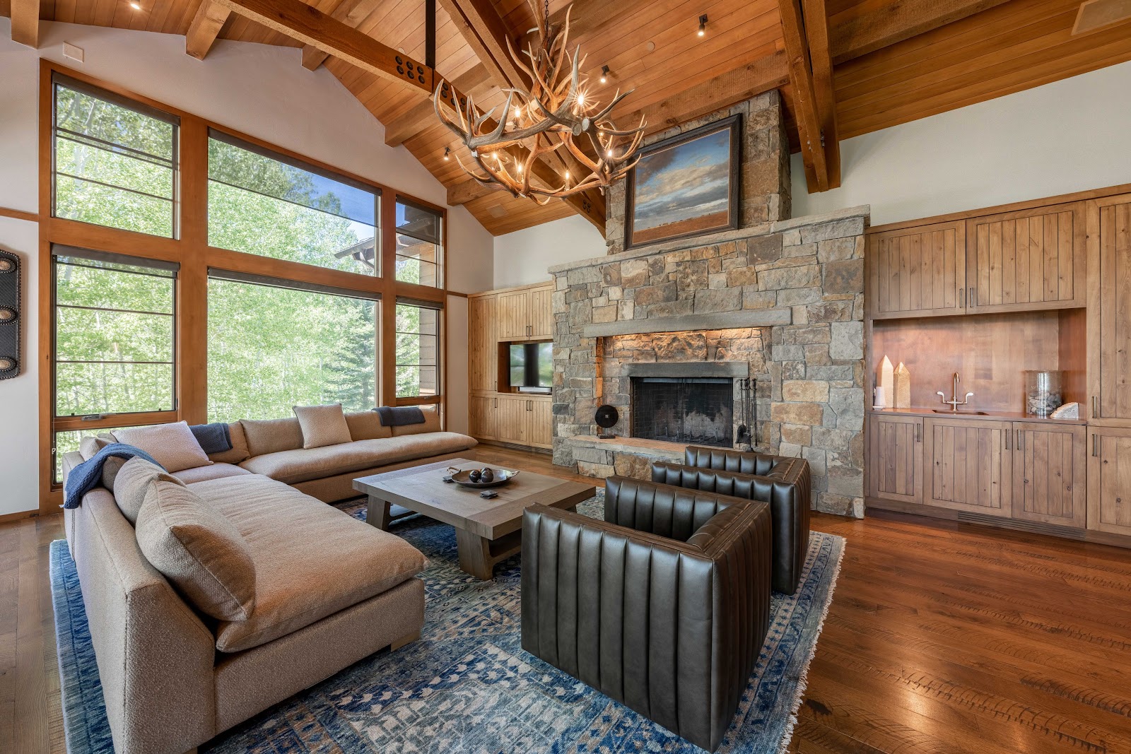 Teton Village, Wyoming, USA — 3-Bed Villa With Hot Tub 2