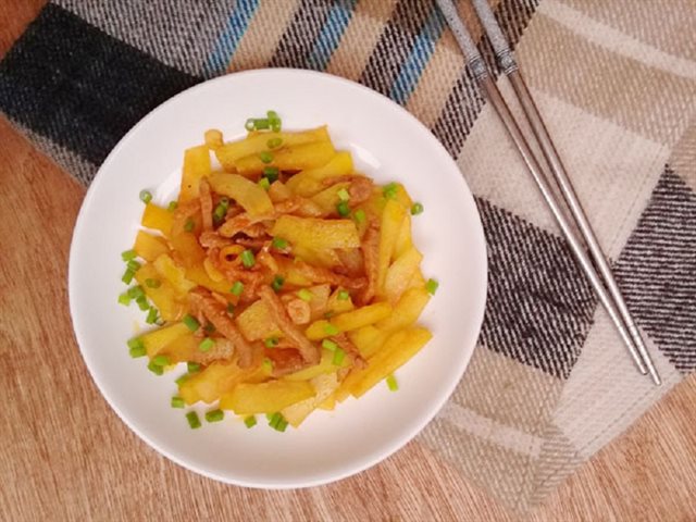 Vỏ Dưa Hấu Xào Thịt