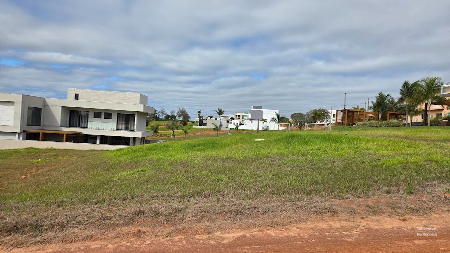 Lote quadra NK Marina com vista para a represa no Riviera de Santa Cristina