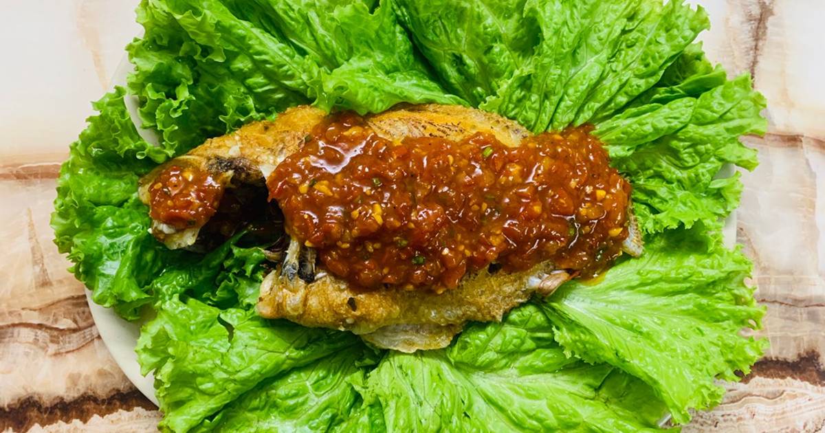 Cá điêu hồng chiên sốt cà