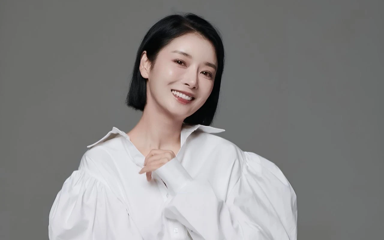 Actress Ji An Announces Marriage to Former Baseball Pitcher Um Jeong-wook