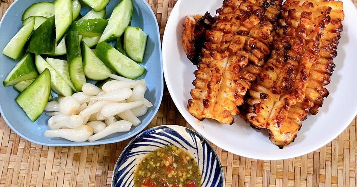 Mực nướng sate bằng nồi chiên không dầu