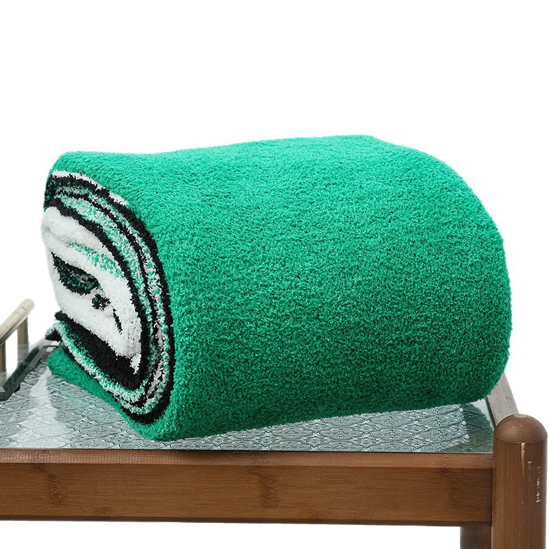 Decorative throw blanket with landscape motif, 130x170 cm