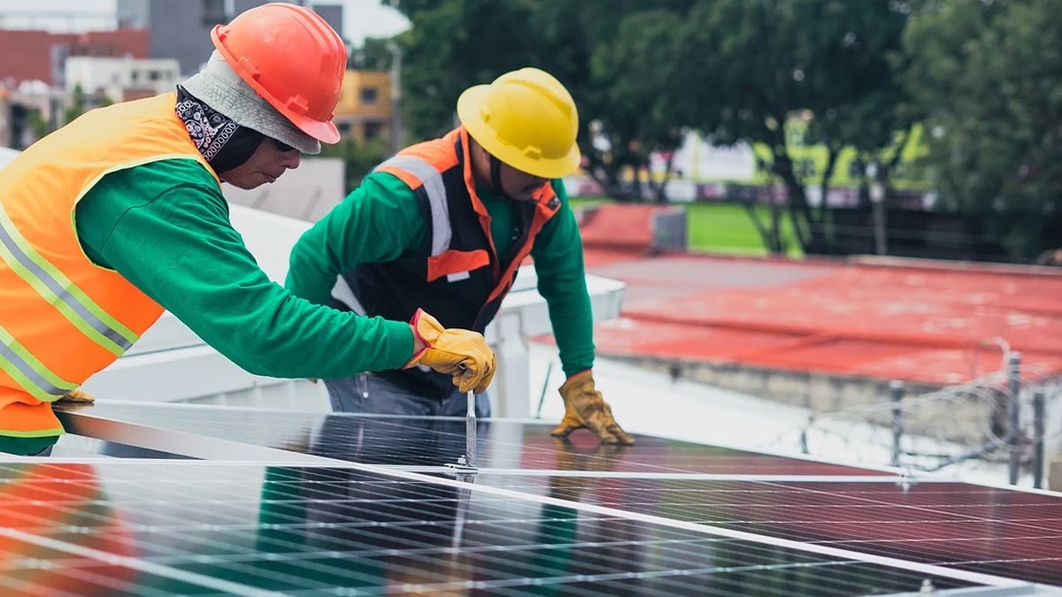 ESG 경영 도입 기업을 위한 친환경 에너지 투자 전략과 사례