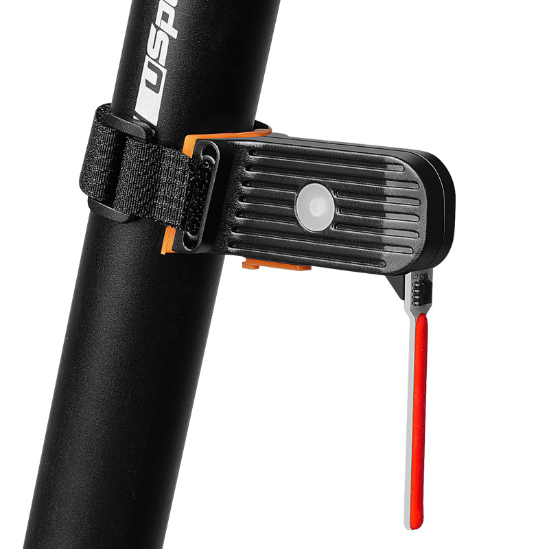 Bike rear light with flow light effect, USB-C