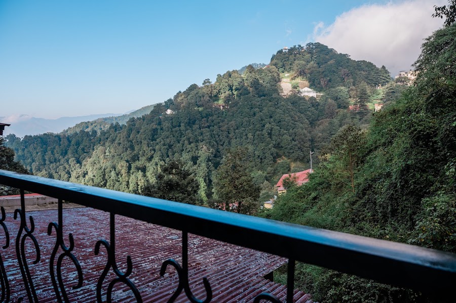 Suite With Balcony — Hotel Shiva Continental Mussoorie, photo 4
