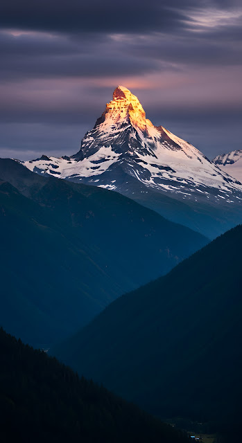 Matterhorn Alpenglow Sunset Swiss Alps Mountain Peak - Free mobile Wallpaper