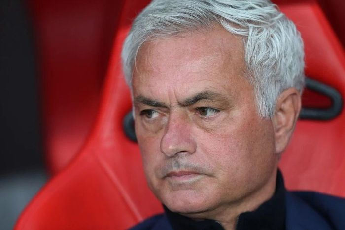 Mourinho 'gieo mình' vào vòng xoáy khủng hoảng của Real Madrid - Tạp chí Tri thức