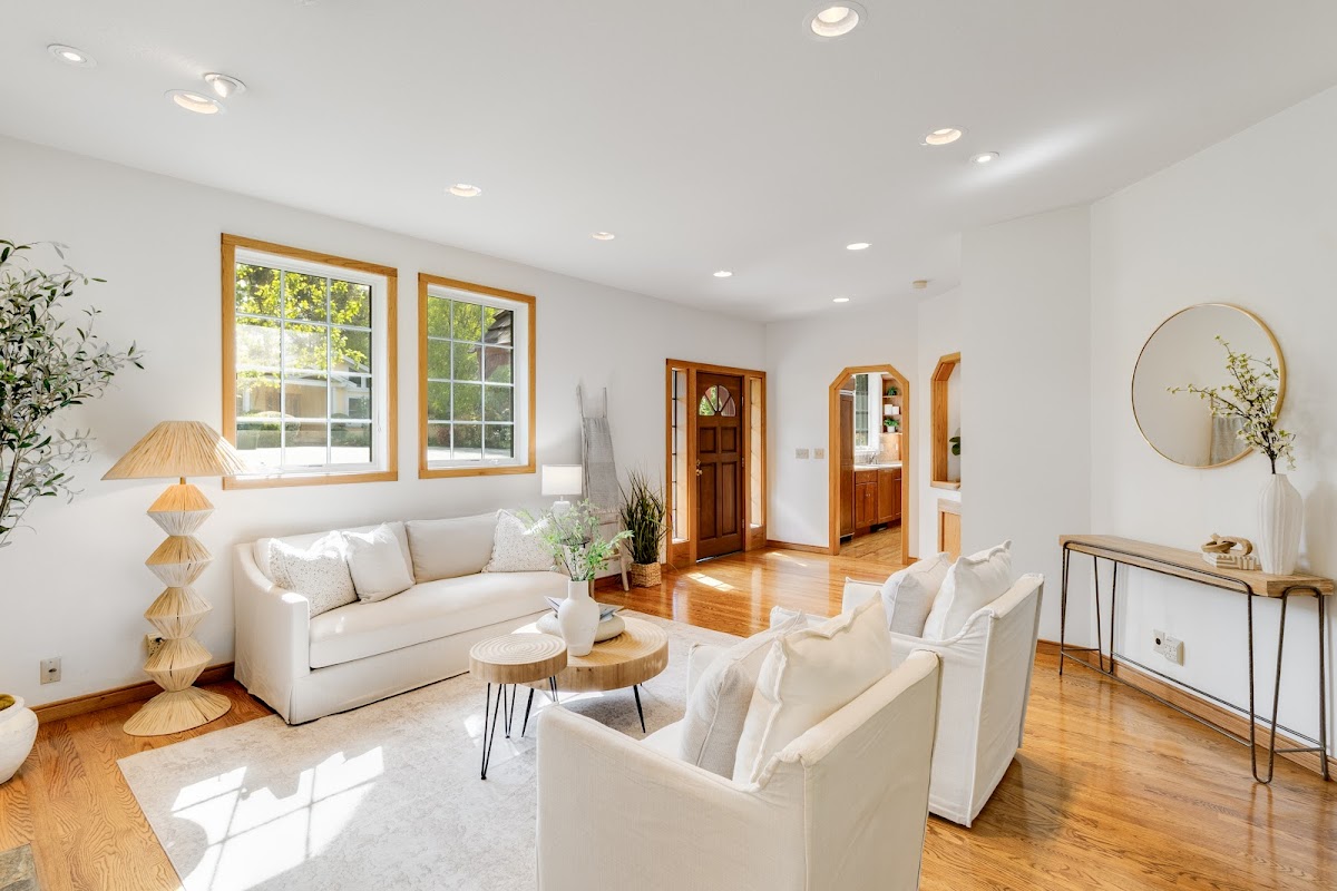 Bright living room with natural light — by 3 Eye Media