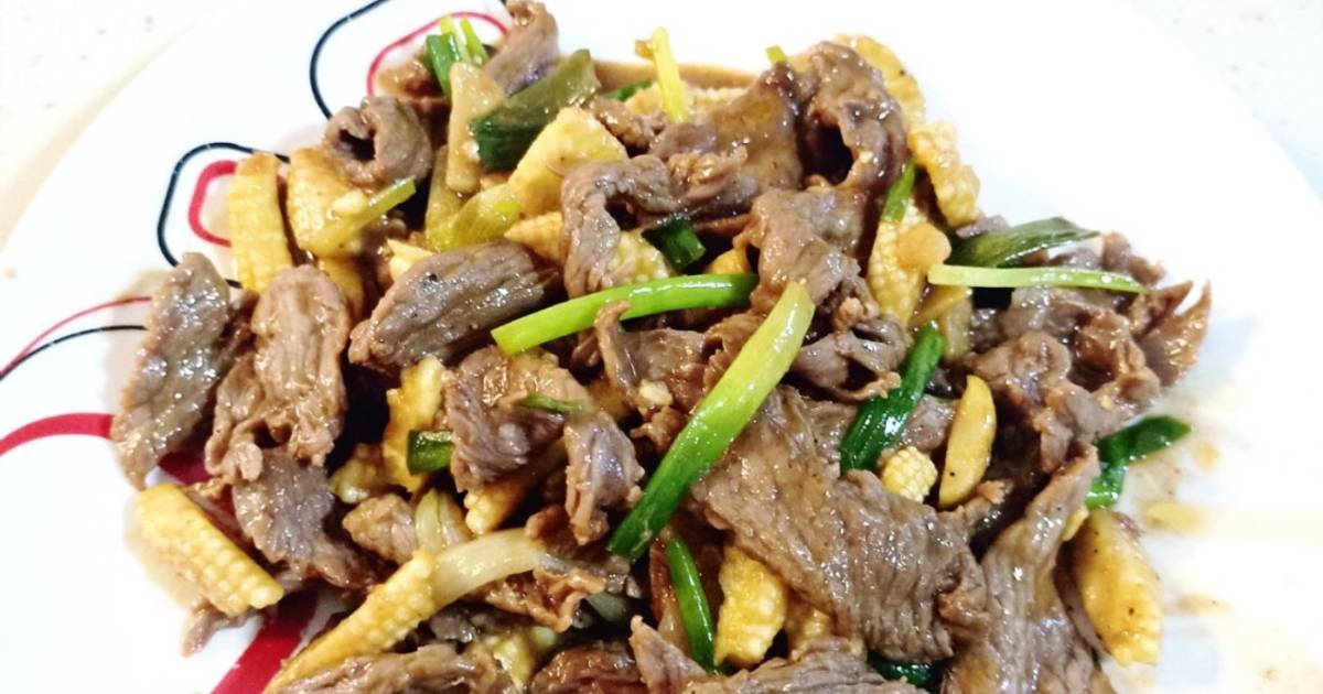 Bò Xào Hành Gừng - Beef stir-fry w ginger & spring onion