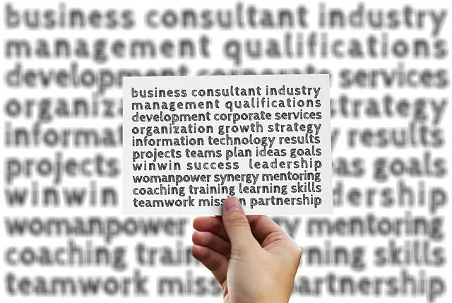 카드 실적 채우려고 쓰면 손해 보는 이유는?