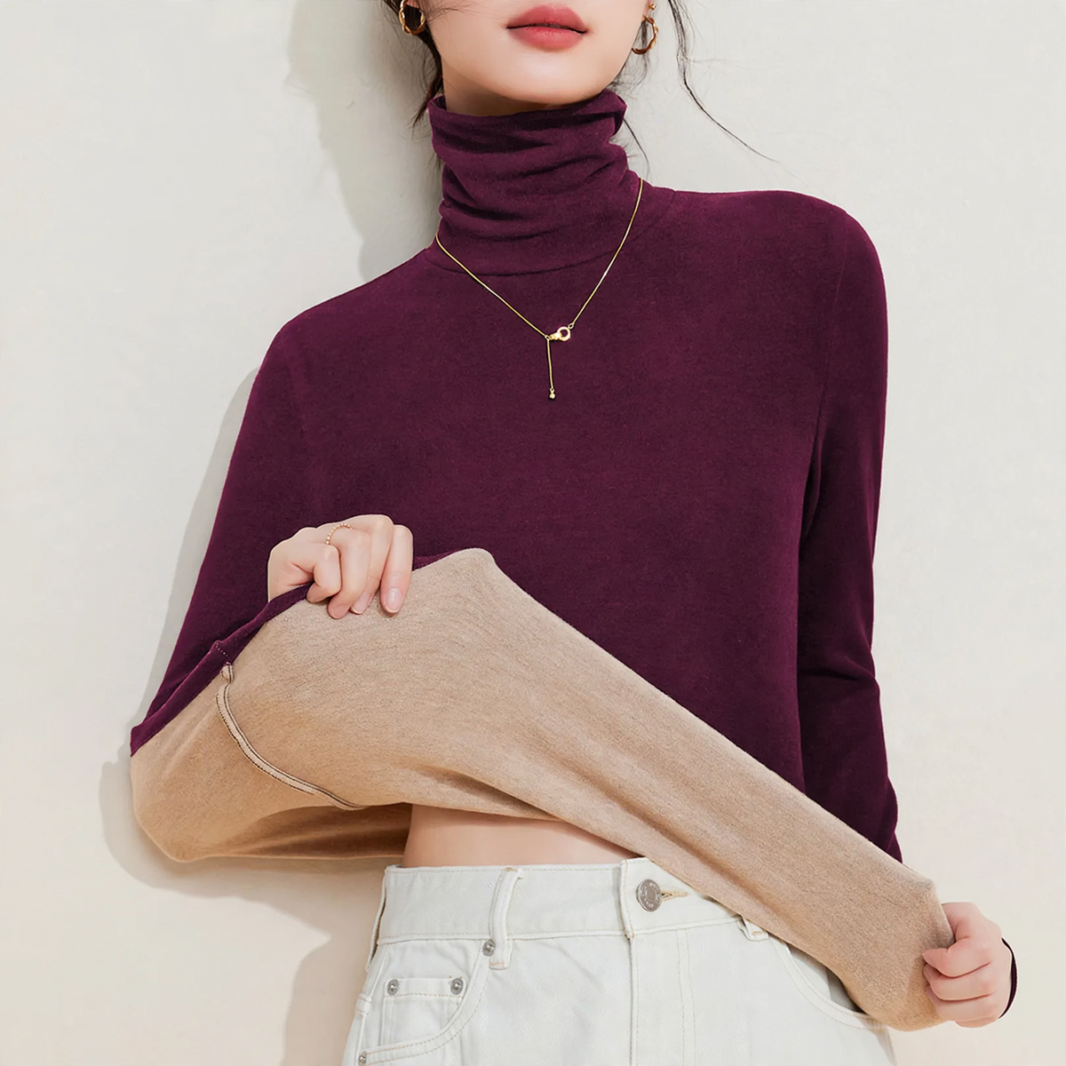 Women's thermal undershirt with stand-up collar