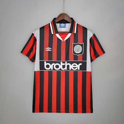 Retro 1994-96 Manchester City Visitante @lumorasports.jpeg