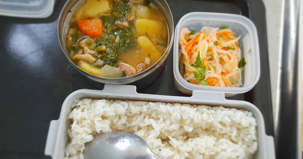 Bò sốt vang kiểu Miền Bắc (bò kho)_ cơm trưa vp