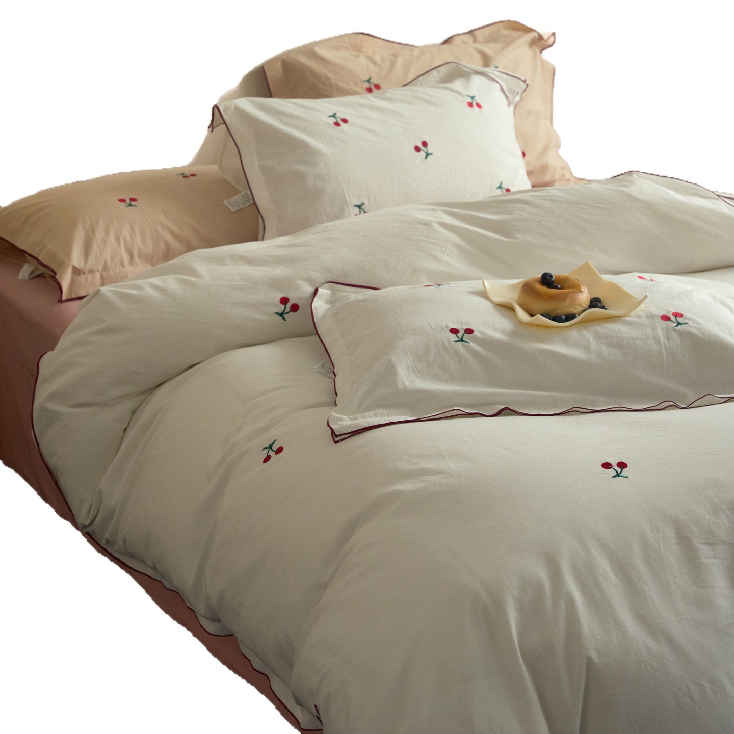 Cotton bedding with cherry embroidery, 4-piece