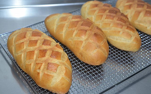Bánh Mì Bơ Vỏ Giòn