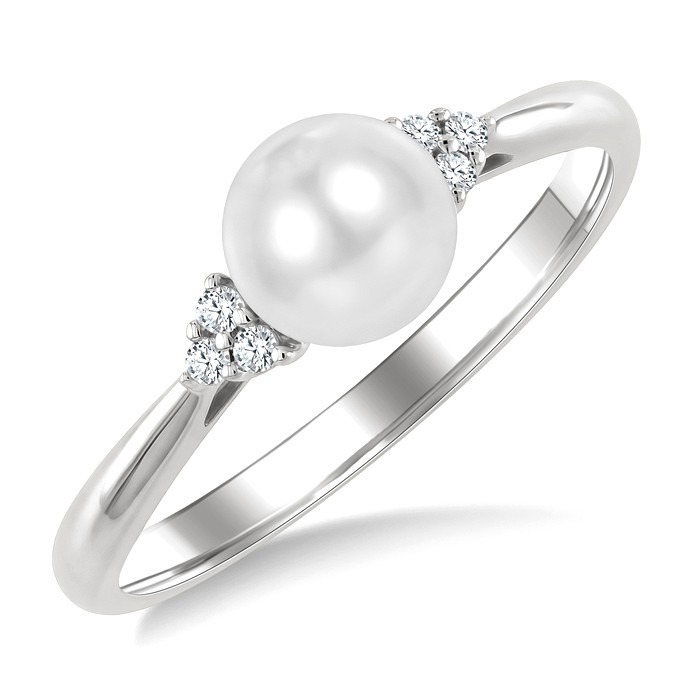 Pearl & Diamond Fashion Ring